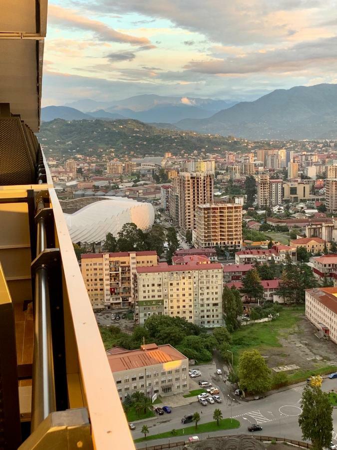 Royal Sea Breeze Apartments Batumi Exteriör bild